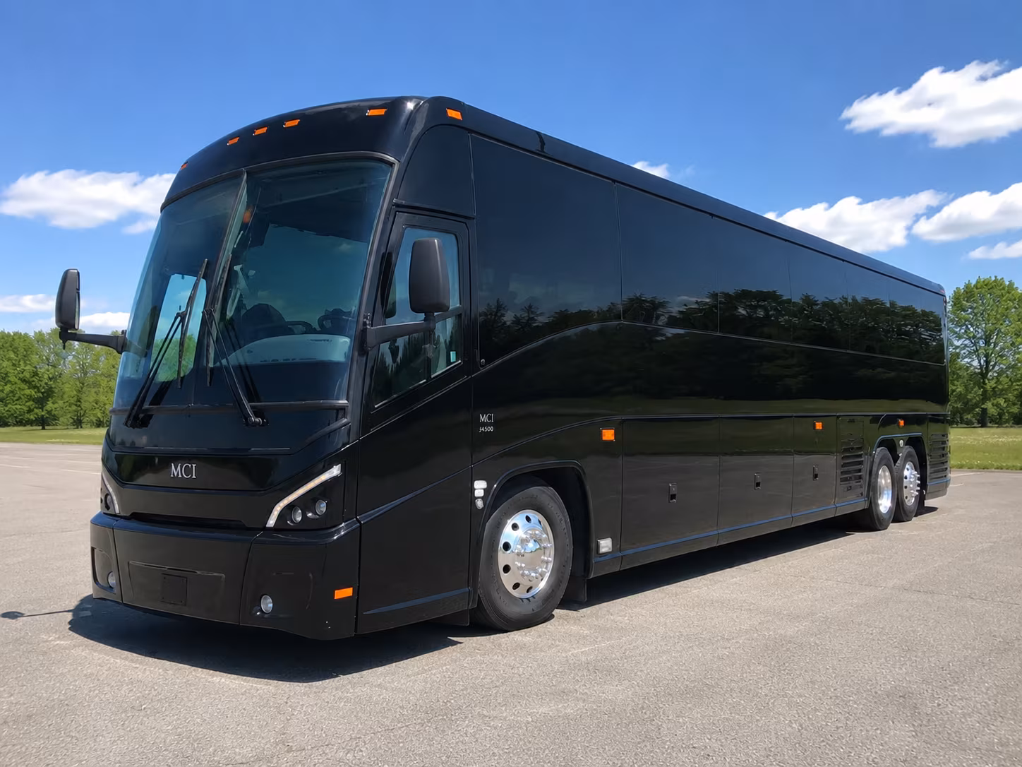 a wedding weekend in miami beach deserves seamless shuttle service