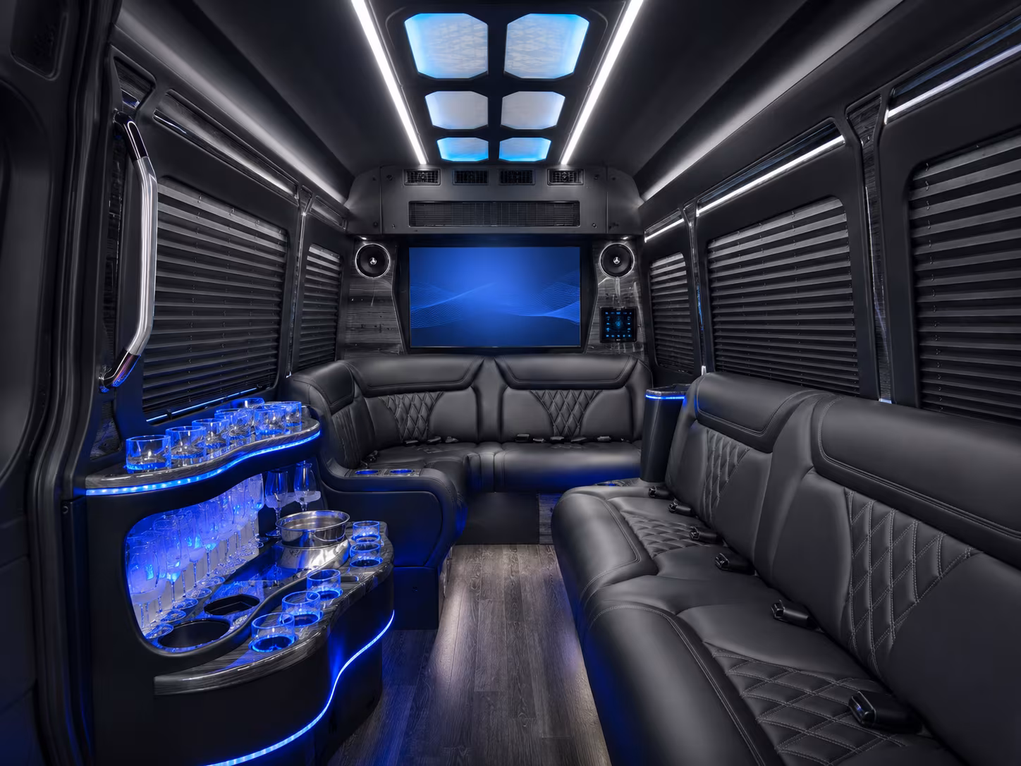 miamibeachcharterbuscompany com is how groups from miami beach get to daytona and jacksonville without the headache