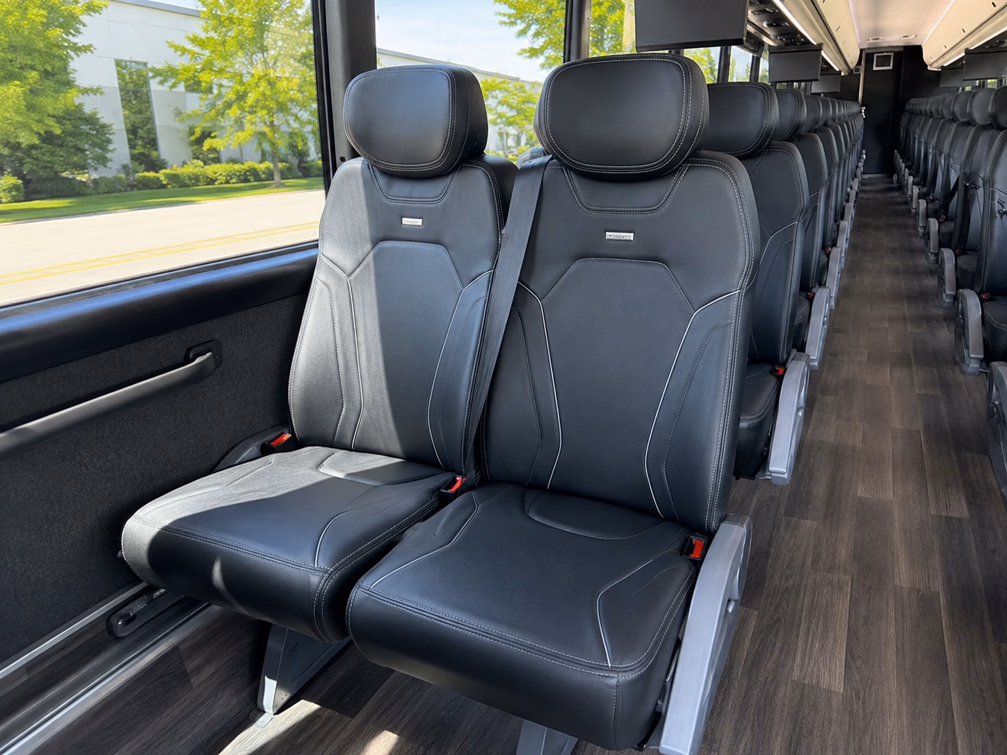 shuttle your guests along collins avenue without the causeway headache